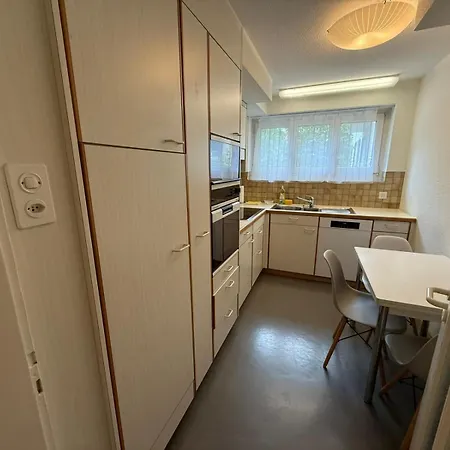 2br Flat In Center - Crown 2 *