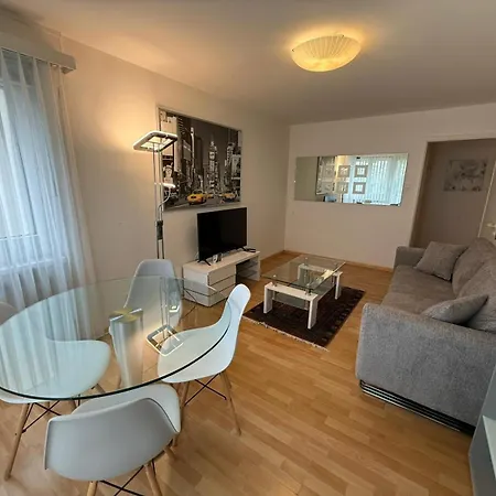 2br Flat In Center - Crown 2