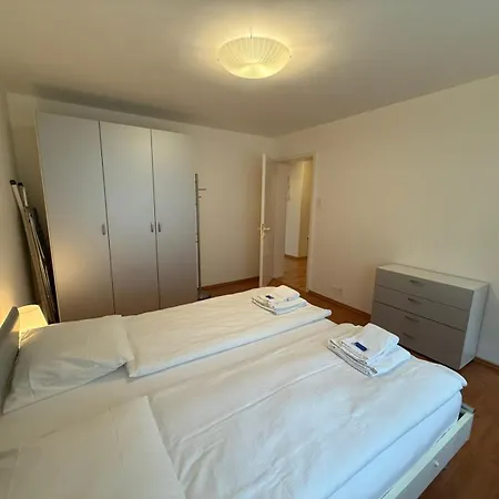 2br Flat In Center - Crown 2