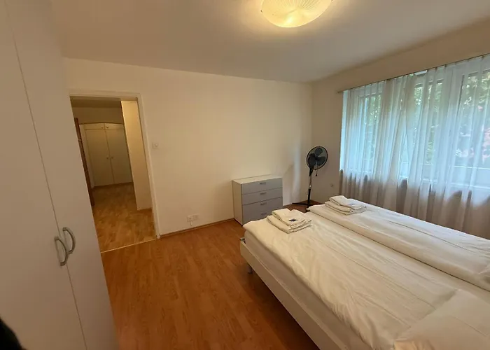 2br Flat In Center - Crown 2 Lejlighed