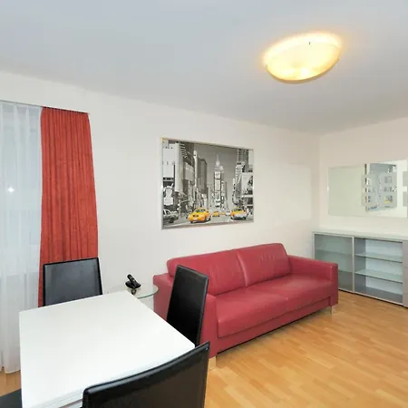 2br Flat In Center - Crown 2 Zürich