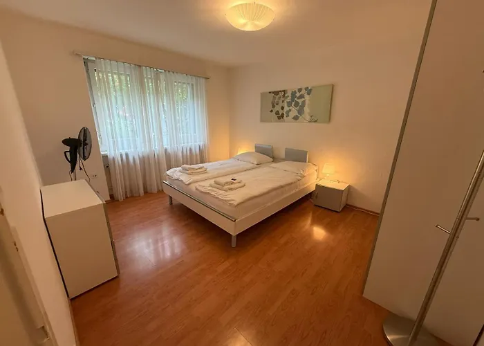 شقة 2br Flat In Center - Crown 2